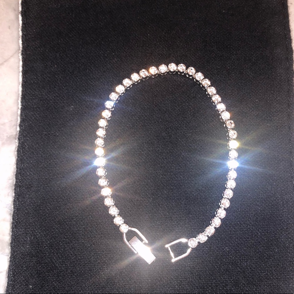 Swarovski Bezel set crystal tennis bracelet 6.75”